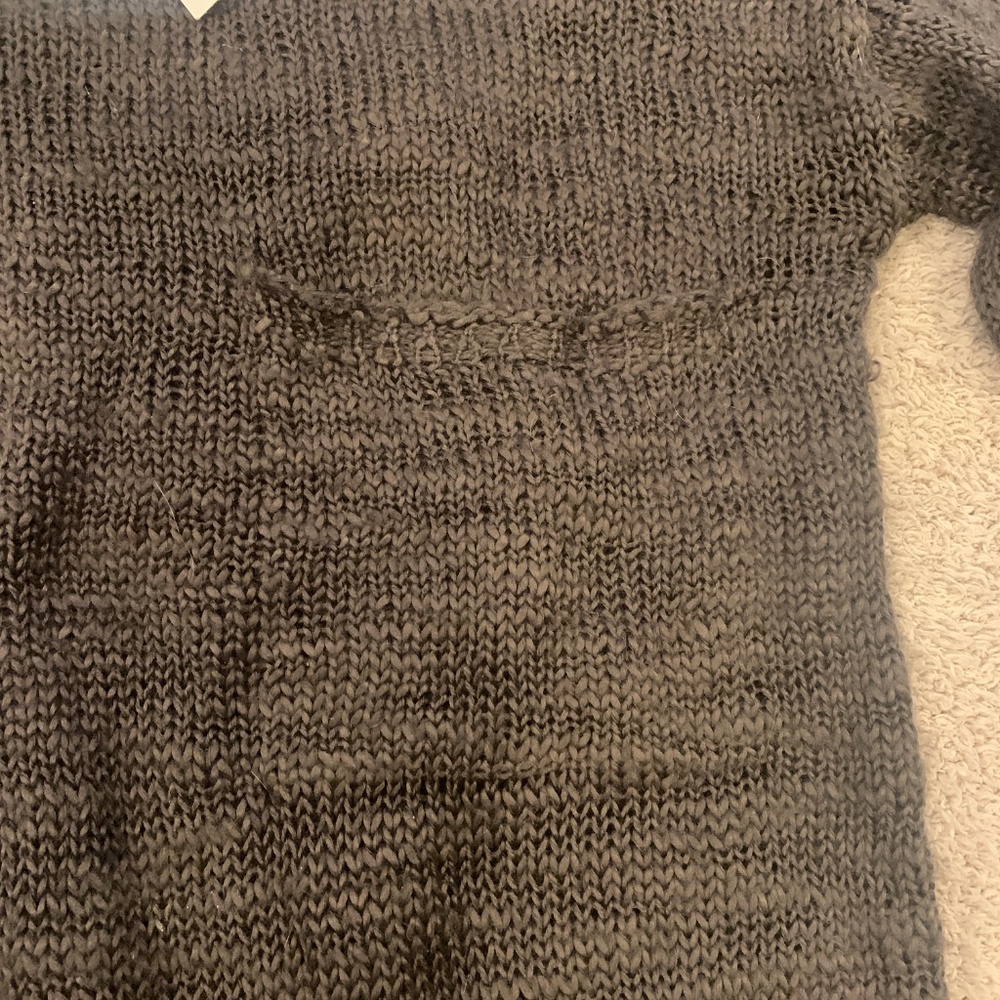 Sun & Shadow pullover sweater - Picture 2 of 4
